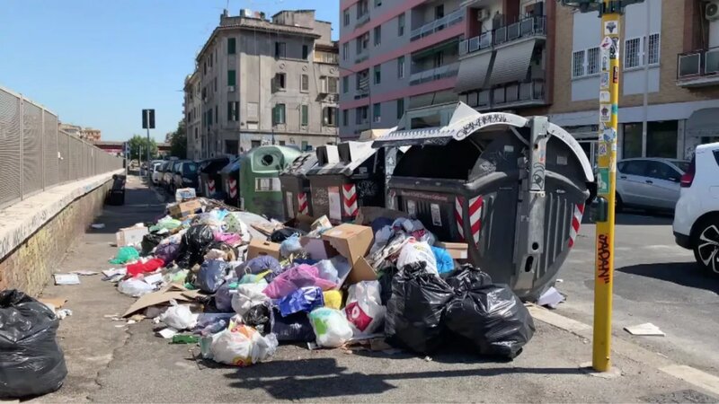 MolozBucuresti.ro - Transport moloz, mobila, debarasari locuinte